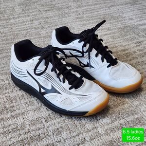 Mizuno ladies Cyclone Speed 3 volleyball shoes white black size 6.5